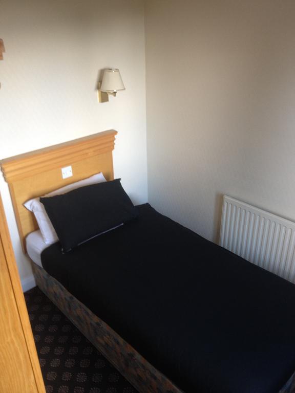 Hotel The Miners Arms Leeds  Esterno foto