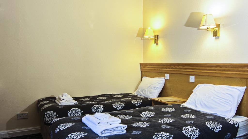 Hotel The Miners Arms Leeds  Esterno foto