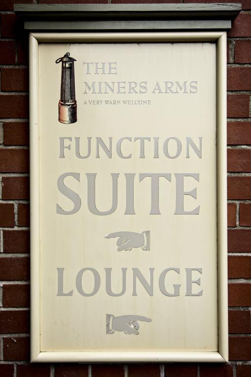 Hotel The Miners Arms Leeds  Esterno foto
